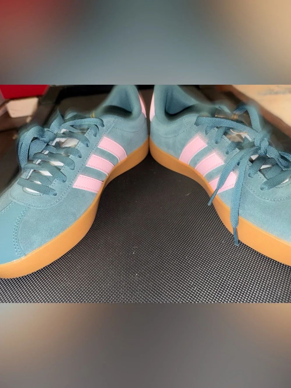 adidas low top